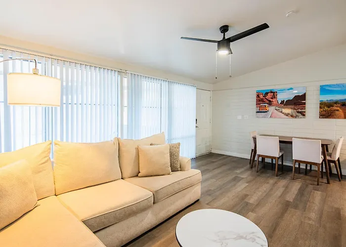 Spacious 2 Bedroom, 2 Bath, Pool, Free Parking, Gym Apartamento Scottsdale