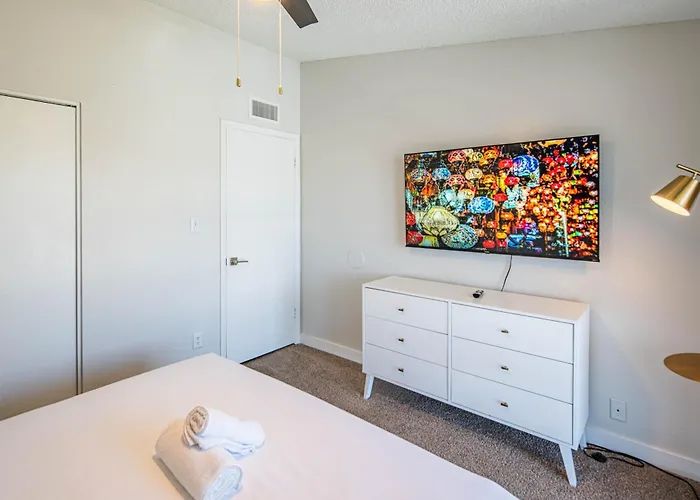Spacious 2 Bedroom, 2 Bath, Pool, Free Parking, Gym Apartamento Scottsdale