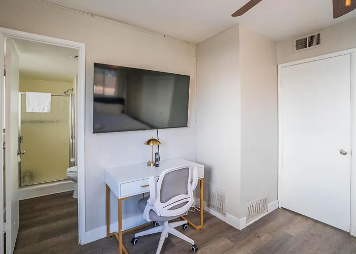 Spacious 2 Bedroom, 2 Bath, Pool, Free Parking, Gym Apartamento Scottsdale