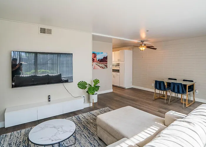 Spacious 2 Bedroom, 2 Bath, Pool, Free Parking, Gym Apartamento Scottsdale